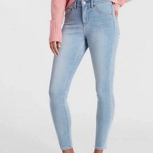 Express Denim - Express Mid-rise Legging Light Wash Jeans. 10 Short